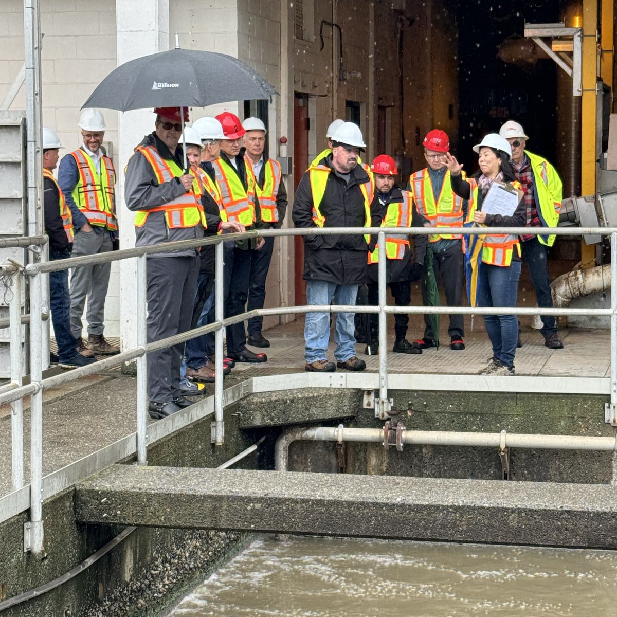 Today Mayor Siemens & Councillors Gibson & Warkentin joined Mission Mayor Horn & Councillors Davies, Gill, Hamilton & Plecas to tour the Joint Abbotsford Mission Environmental Systems sewage plant. Thank you to the staff who work hard to keep clean water flowing in our cities!