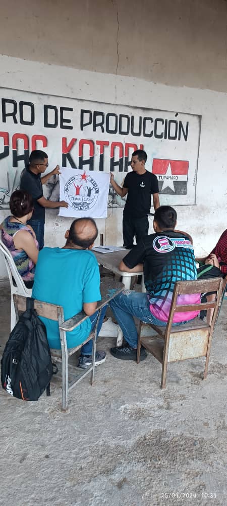 JuventudMRTVzla's tweet photo. Organizando! Produciendo! Planificando Y Formando anda la juventud del estado @Trujillo_MRT con amor y con ímpetu revolucionario  consolidando una generación de continuidad con valores y principios, promulgando con ejemplos la sociedad que soñamos

@NicolasMaduro 
@WBenavides_MRT https://t.co/4mAd0loYHL
