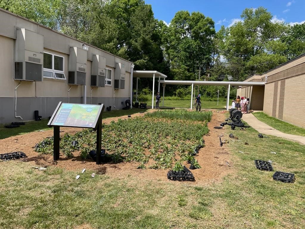 RiversideSTEAM (@steamatres) on Twitter photo Earth Week <a href="/RiversideFCPS/">RiversideES</a>:4th and 5th Graders worked with Stormwater Management to build a new pollinator garden. It was a valuable R3 Event. Thank you! <a href="/KHerron2016/">Kathleen Herron</a> <a href="/fcpsGet2Green/">FCPS Get2Green</a> @FCPSScience #rocketsrockit Earth Week <a href="/RiversideFCPS/">RiversideES</a>:4th and 5th Graders worked with Stormwater Management to build a new pollinator garden. It was a valuable R3 Event. Thank you! <a href="/KHerron2016/">Kathleen Herron</a> <a href="/fcpsGet2Green/">FCPS Get2Green</a> @FCPSScience #rocketsrockit