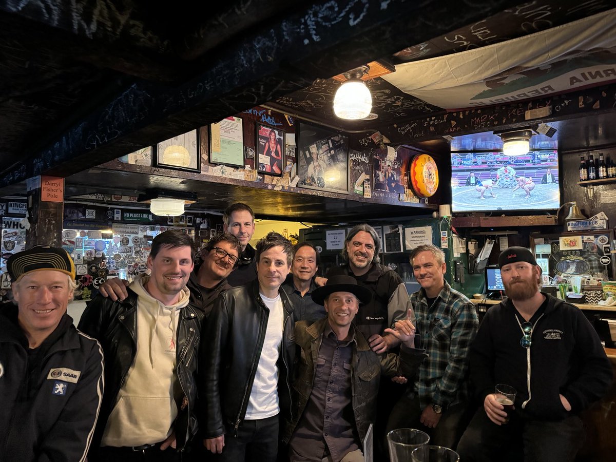 Unity Stoakes (@unitystoakes) on Twitter photo Epic time hanging with my life long friends <a href="/drop_nineteens/">Drop Nineteens Official</a> band and crew in Oakland last night. Rock and roll + Sumo + Kingfish + their amazing fans. Life is art indeed. #shoegaze #dropnineteens Epic time hanging with my life long friends <a href="/drop_nineteens/">Drop Nineteens Official</a> band and crew in Oakland last night. Rock and roll + Sumo + Kingfish + their amazing fans. Life is art indeed. #shoegaze #dropnineteens