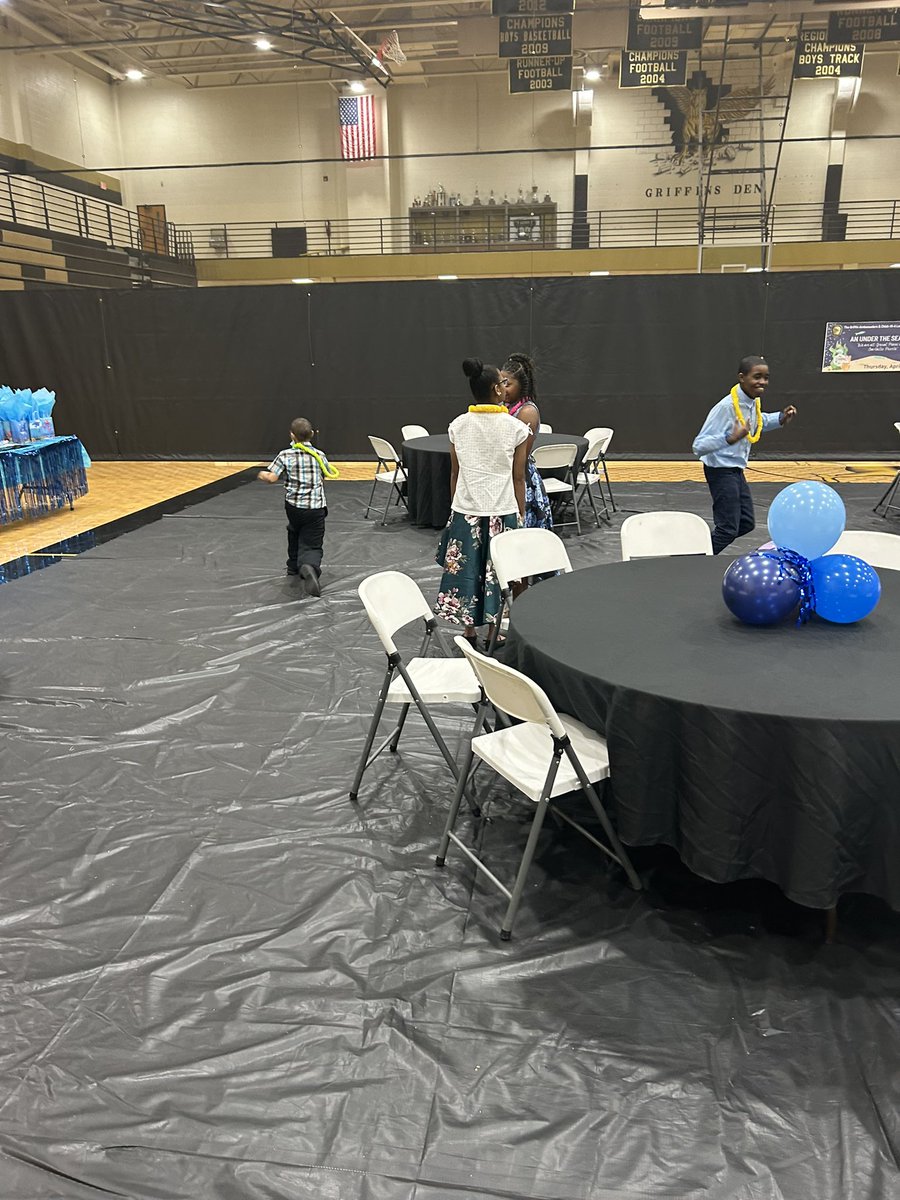 FCHSGriffins's tweet photo. Major shout out to Ms. Thomas, the Griffin Ambassadors, Chick-fil-A Leadership Academy, Teacher Cadets, &amp; DJ 1K (Alvin Wilson) for hosting our Under the Sea Prom today for their Impact Project! Our Griffins had a BLAST! 🖤💛 https://t.co/hw9RiASPEf