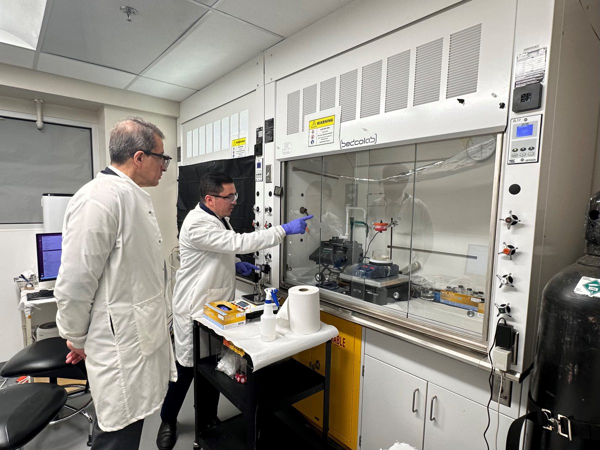 UVic Research (@uvicresearch) on Twitter photo We were delighted to welcome <a href="/NSERC_CRSNG/">NSERC / CRSNG</a> president <a href="/alejandroadem/">Alejandro Adem</a> yesterday to meet the #Uvic researchers and students making a difference in climate, oceans, clean energy, engineering and health.
<a href="/LeitchLab/">Dave Leitch and the Leitch Lab</a> <a href="/MSaidaminov/">Makhsud Saidaminov</a> <a href="/IesvicU/">IESVic UVic</a>
<a href="/TIPS_SPIIE/">TIPS_SPIIE</a>
#CRC We were delighted to welcome <a href="/NSERC_CRSNG/">NSERC / CRSNG</a> president <a href="/alejandroadem/">Alejandro Adem</a> yesterday to meet the #Uvic researchers and students making a difference in climate, oceans, clean energy, engineering and health.
<a href="/LeitchLab/">Dave Leitch and the Leitch Lab</a> <a href="/MSaidaminov/">Makhsud Saidaminov</a> <a href="/IesvicU/">IESVic UVic</a>
<a href="/TIPS_SPIIE/">TIPS_SPIIE</a>
#CRC