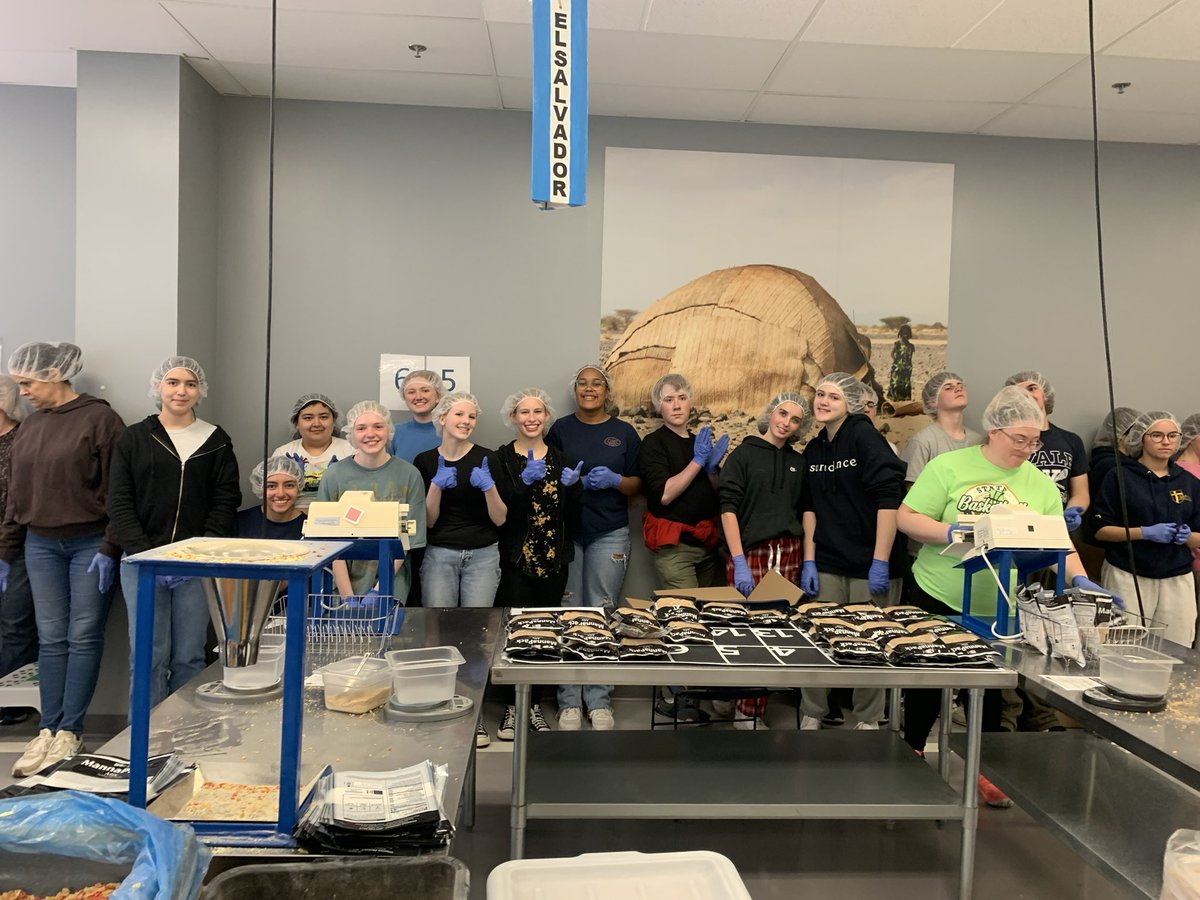 Grant HS Freshman Class Council tweet media