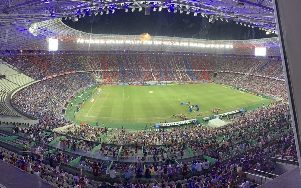 ousadiaalvinegr's tweet photo. É UM CIRCO ? 🤡👀 https://t.co/kKemaYtq2b
