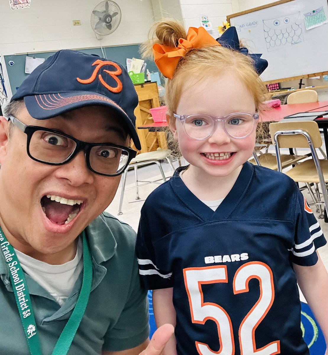 For the first pick in the NFL Draft, the Chicago Bears pick Isabelle! 😱😀👍🏽 #dg58pride #BearDown