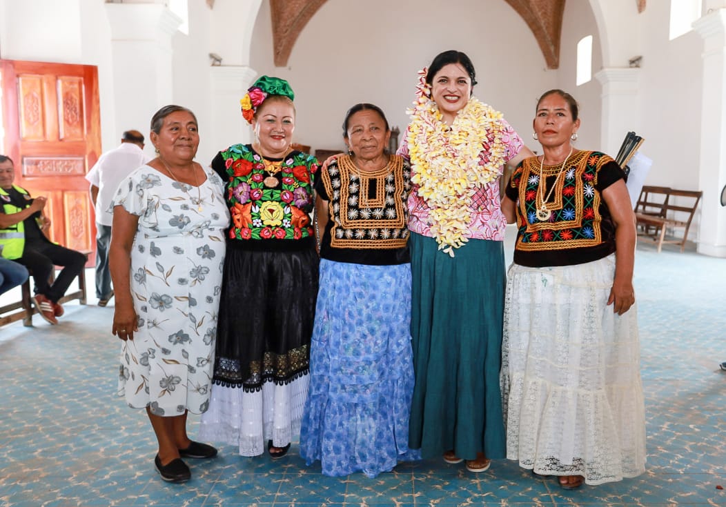 Visita a los templos de Santiago Astata y de San Pedro Huamelula
#Oaxaca 

Mi reconocimiento y agradecimiento a los trabajadores de la construcción que con su dedicada labor hacen latir el corazón de sus comunidades