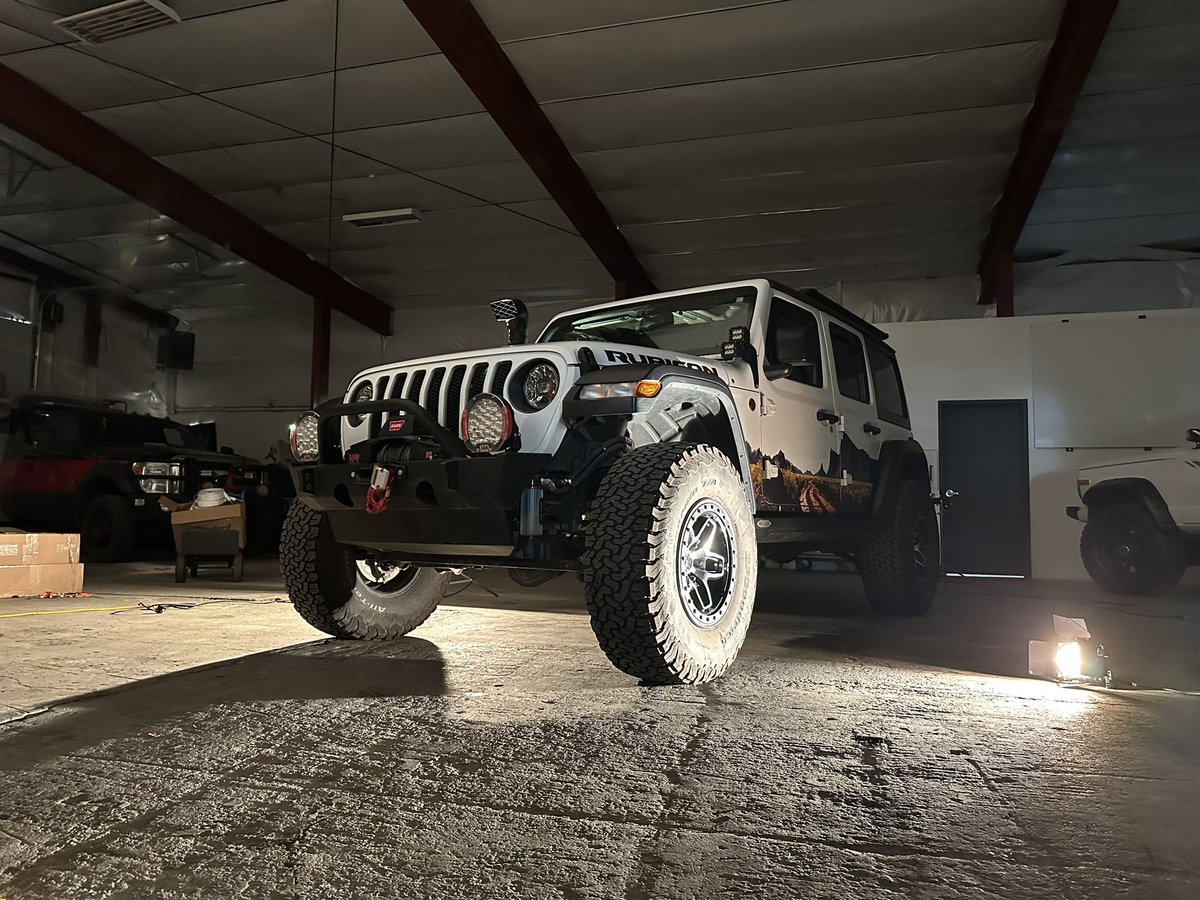 Get ready to see our rides in a whole new light. 📸

We traded in the wrenches for camera equipment and turned our shop into a photography studio for the afternoon! 

#Jeep #JeepRubicon #Rubicon #Photography #PhotoShoot #VehiclePhotography #OffRoad #Offroading #Overland