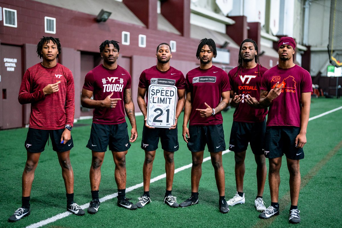 HokiesFB tweet picture