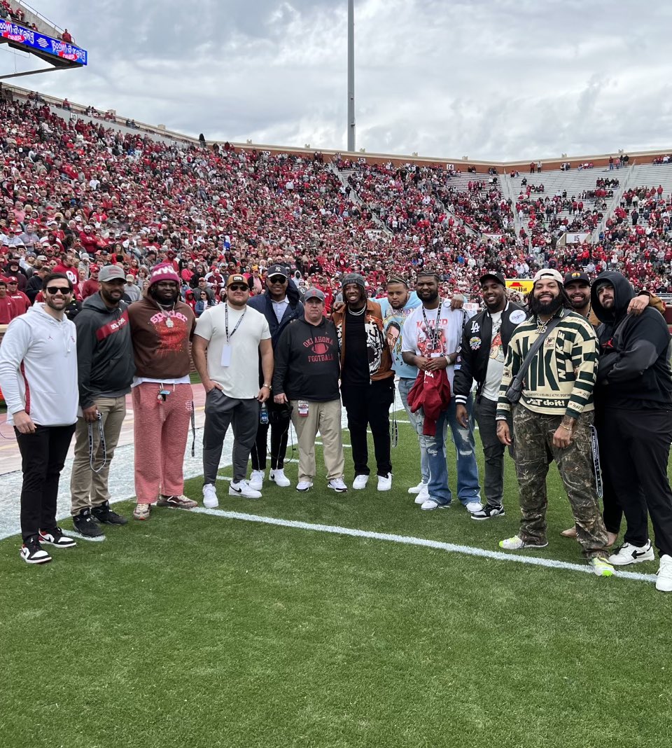 OU_CoachB's tweet image. I am blessed to coach the OL at Oklahoma!  This is a special place with special people. The best part is the players, both former and current. I appreciate all you guys did and continue to do!  The future is bright. Boomer Sooner