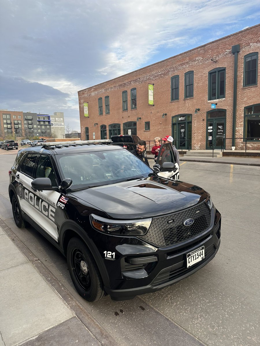 cheitkamp's tweet photo. .@siouxfallspd making my nephew’s night! James says thanks for the stickers! @Frank_Tank22 @JustJOSHinYA605 @ToddHeitkamp @roxheitkamp https://t.co/17HvDtuvJx