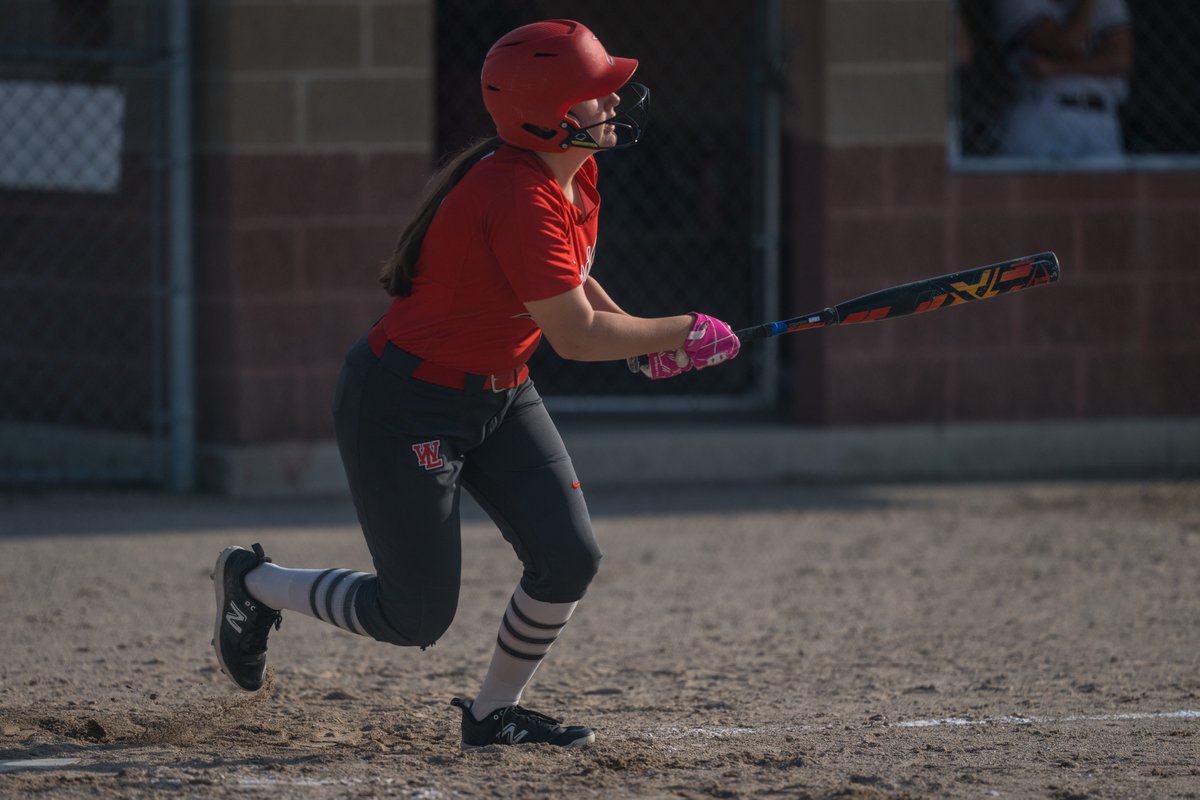 pinolaphoto's tweet photo. Big night for Eleanor Hurt tonight for @TeamWLSoftball. 3 hits and 5 rbi's on the night including her first career home run. She gets her own #4favs from that big fly. https://t.co/piYOAEpW29