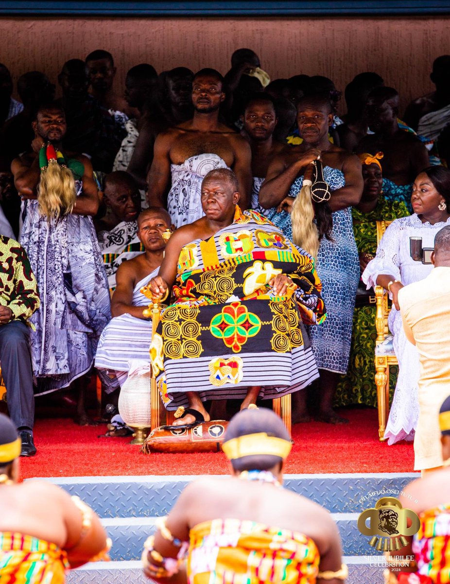 The KING 👑 is 25 Years today 🎉🎉🎉 ALL HAIL OTUMFUO OSEI TUTU II GOD SAVE THE KING 👑 LONG MAY HE REIGN! 🟡🟡🟡⚫⚫⚫🟢🟢🟢