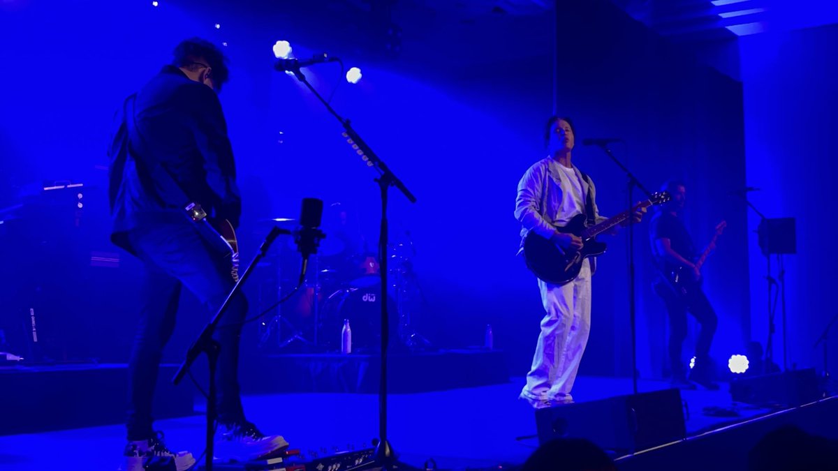 rhansonlaw's tweet photo. Rockin’ out to ⁦@ThirdEyeBlind⁩ in #Orlando #tonight #90s #wherearetheynow #aretheystillalive https://t.co/eM6HX42JMM
