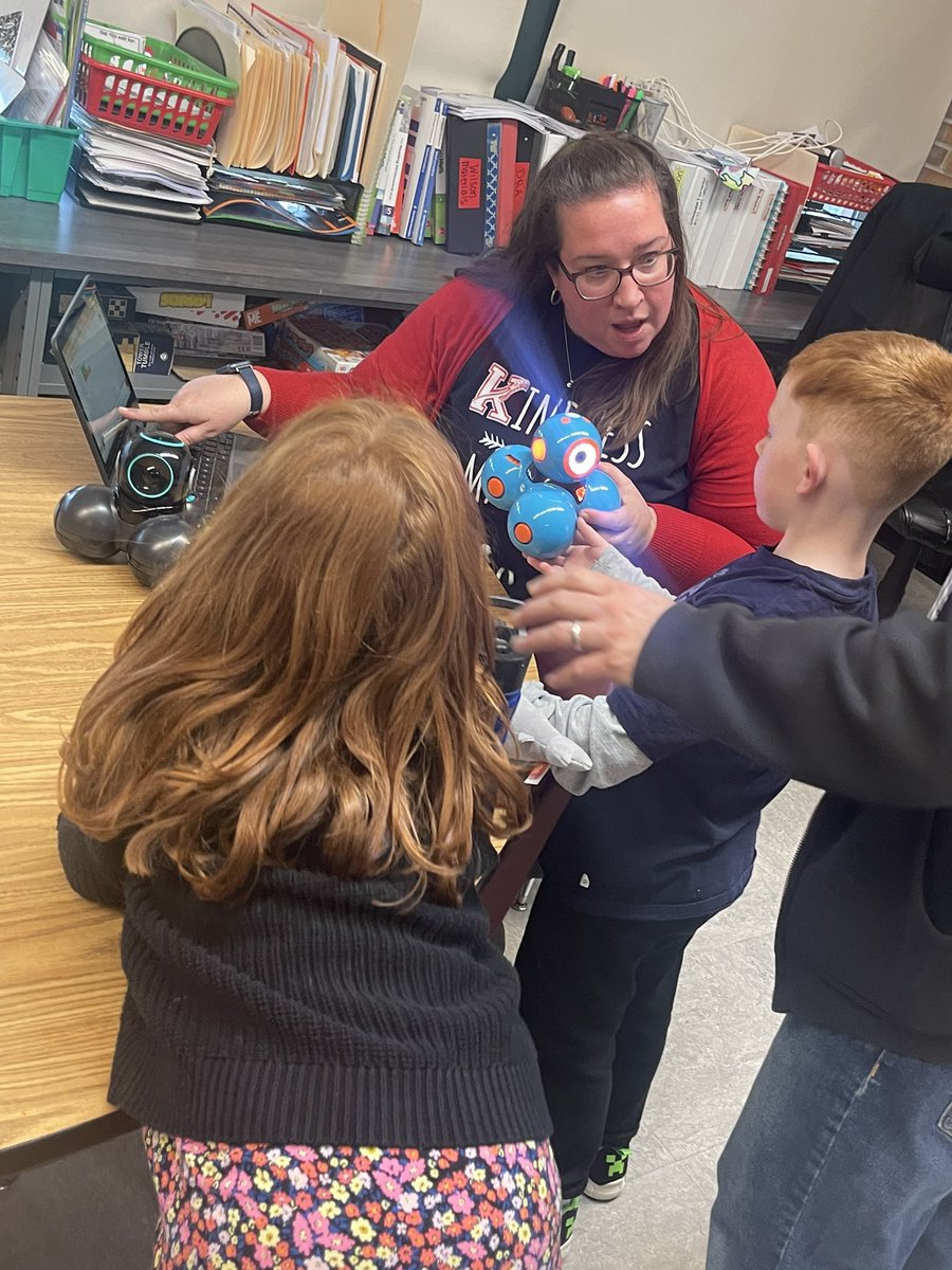 Stephanie Woit tweet media