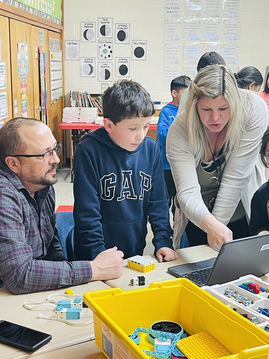 Stephanie Woit tweet media