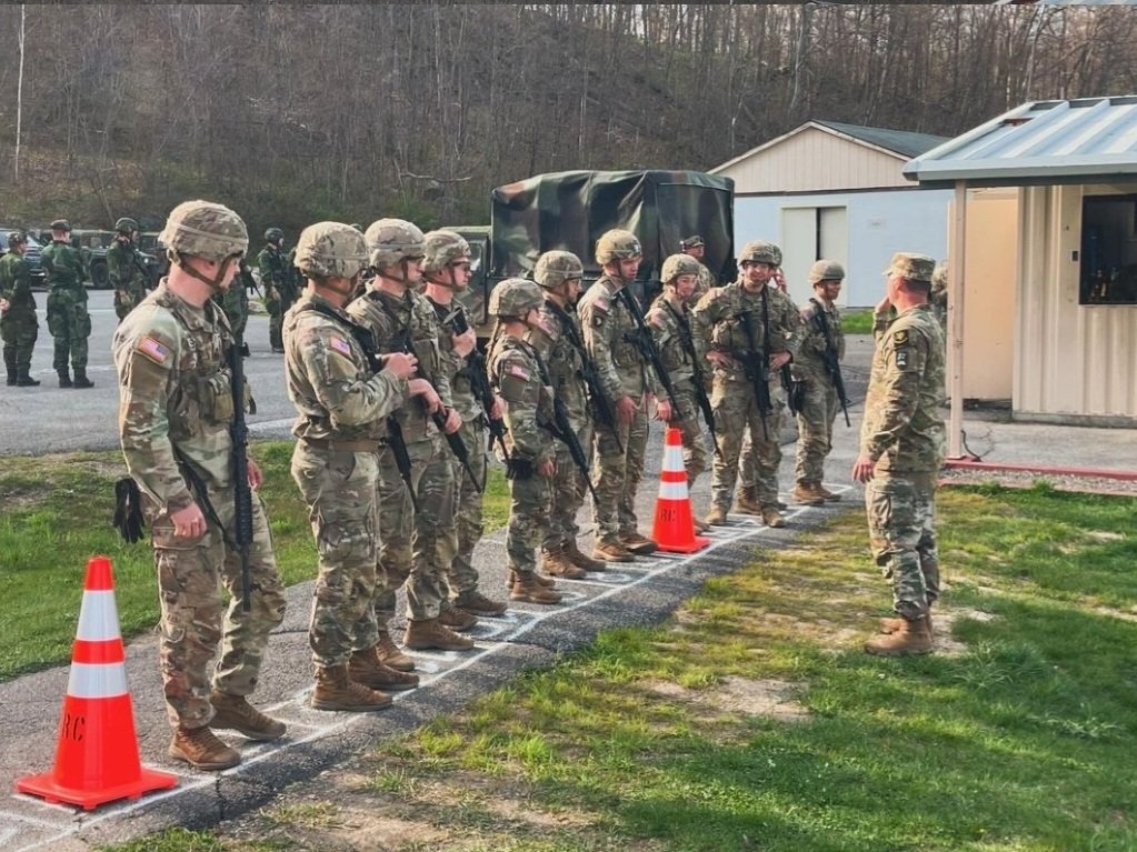 Ranger Challenge team conducted their M4 qualification. Of the 12 shooters 6 shoot sharp shooters and 1 shot expert ( the only one of all 24 teams). #sandhurst2024 #armyrotc