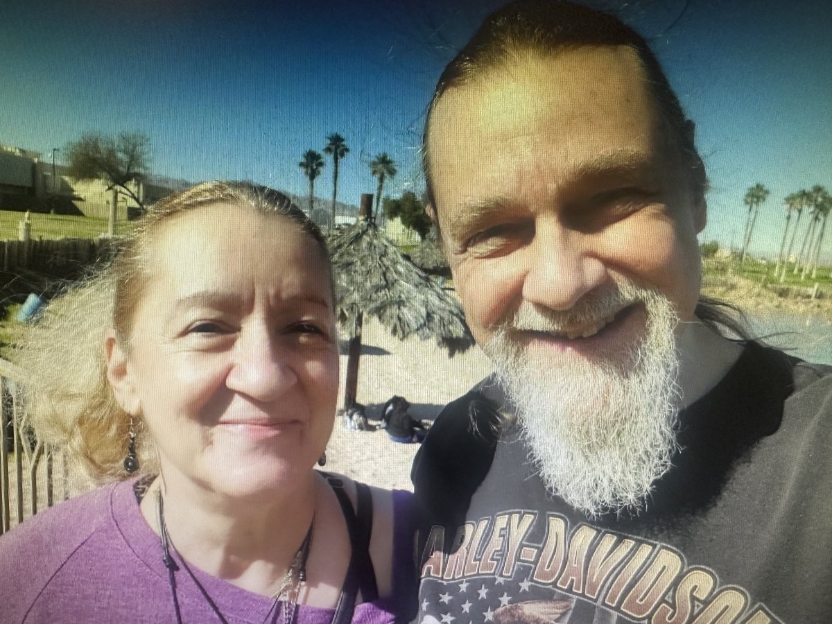 16 months ago, nearly two dozen fed agents kicked in the doors at two homes to serve search warrants related to an Area 51 website owned by Joerg Arnu. He and his gal Linda were held at gunpoint. Tonight at 6 and 11 on KLAS, I will update the story.