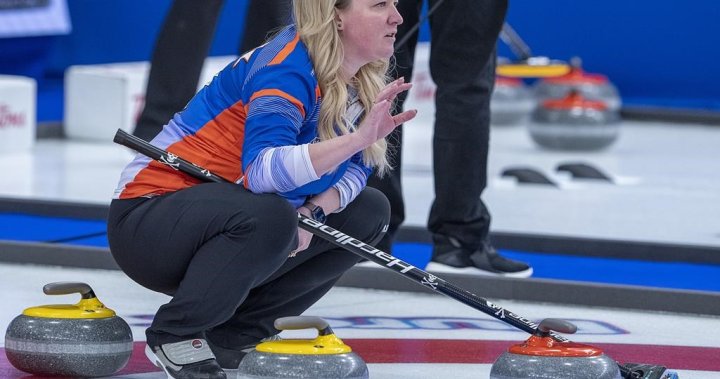 Canadian curler Chelsea Carey says don’t compare me to Jennifer Jones dlvr.it/T61m2x