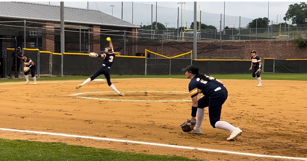 LET’S GO LIONETTES!! @MCKSoftball @MHSLions