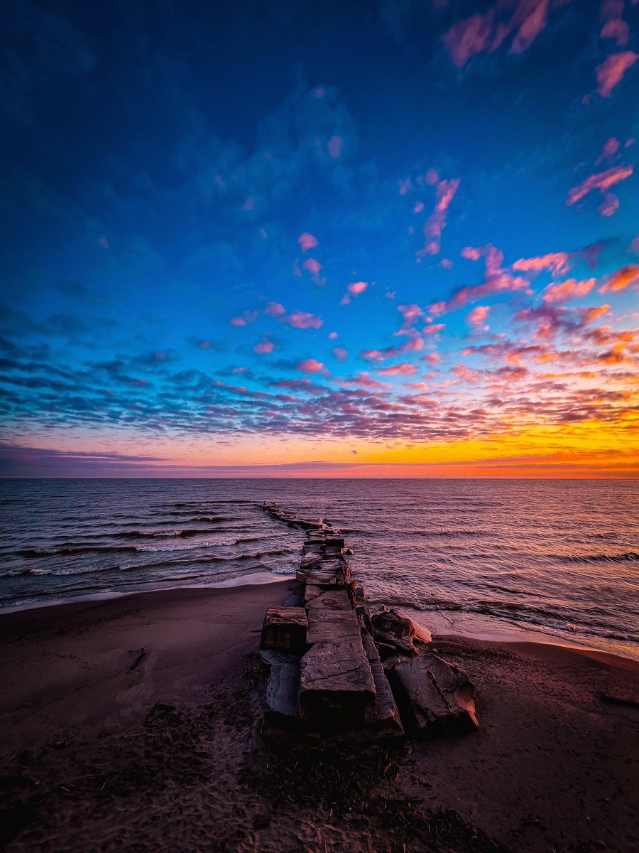 Lake Erie, Ohio April 25, 2024