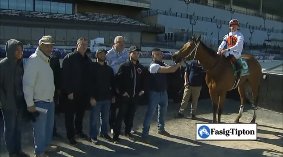 Lake Abanakee and @DavisJockey make it 2 for 2 after winning a alw today at Aqueduct ! Congrats to the team , @mikeyfisheyes and Beast Mode Racing ! 🙏 #FALCONEJRRACING