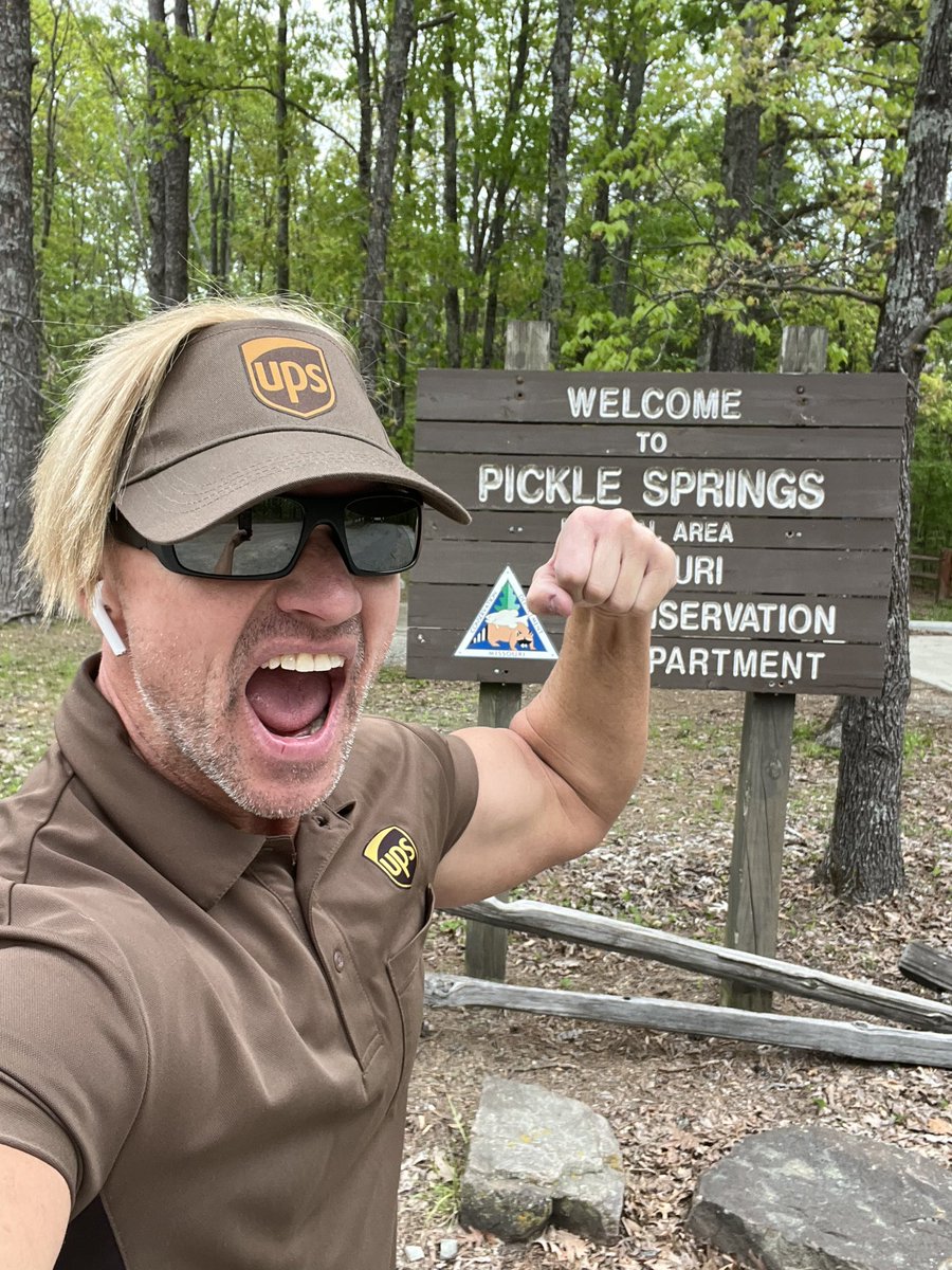 Slammer had a nice break at Pickle Springs today!!!
It was nice and quiet, just like Bro Slam likes it!!!
Only 1 more day to work and Slammer will be on vacation for the next 2 weeks!!! @UPS @UPS_News @UPSers @UPSjobs #UPS #UPSDriver #PickleSprings