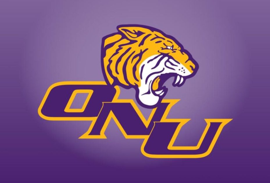 After performing in the College Showcase and have a great conversation with @Thatboylid80, I am blessed to receive my first offer from @ONAZFootball @CoachShanley @CRThrees @xfactorQB ￼