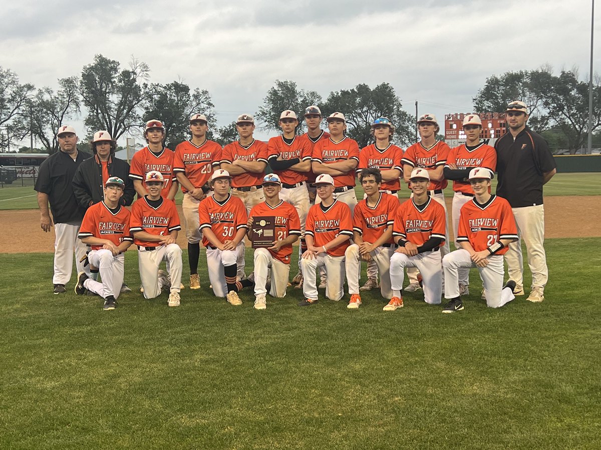 FV_athletics1's tweet image. DISTRICT CHAMPS!  The Jackets took two from the Hinton Comets tonight to advance to regionals. #jacketbaseball