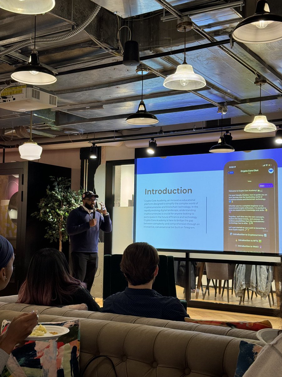 Great event hosted by @Web3DC and awesome presentation by @CryptoCoreAdemy.

Shout out to @gilbert787 for his leadership connecting the #DC + #DMV #crypto, #NFT, and #Web3 community.

@MindspaceME