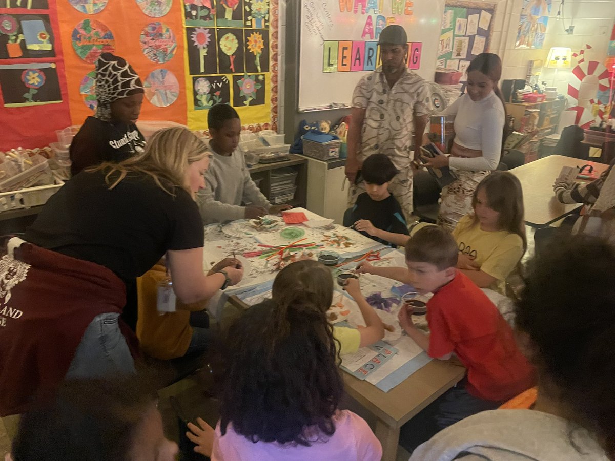 JacquelynRahmel's tweet photo. STEAM night was a success @GutermuthES ! Thank you to all our families that came out and our staff who made tonight possible! https://t.co/dGht5YwIHy