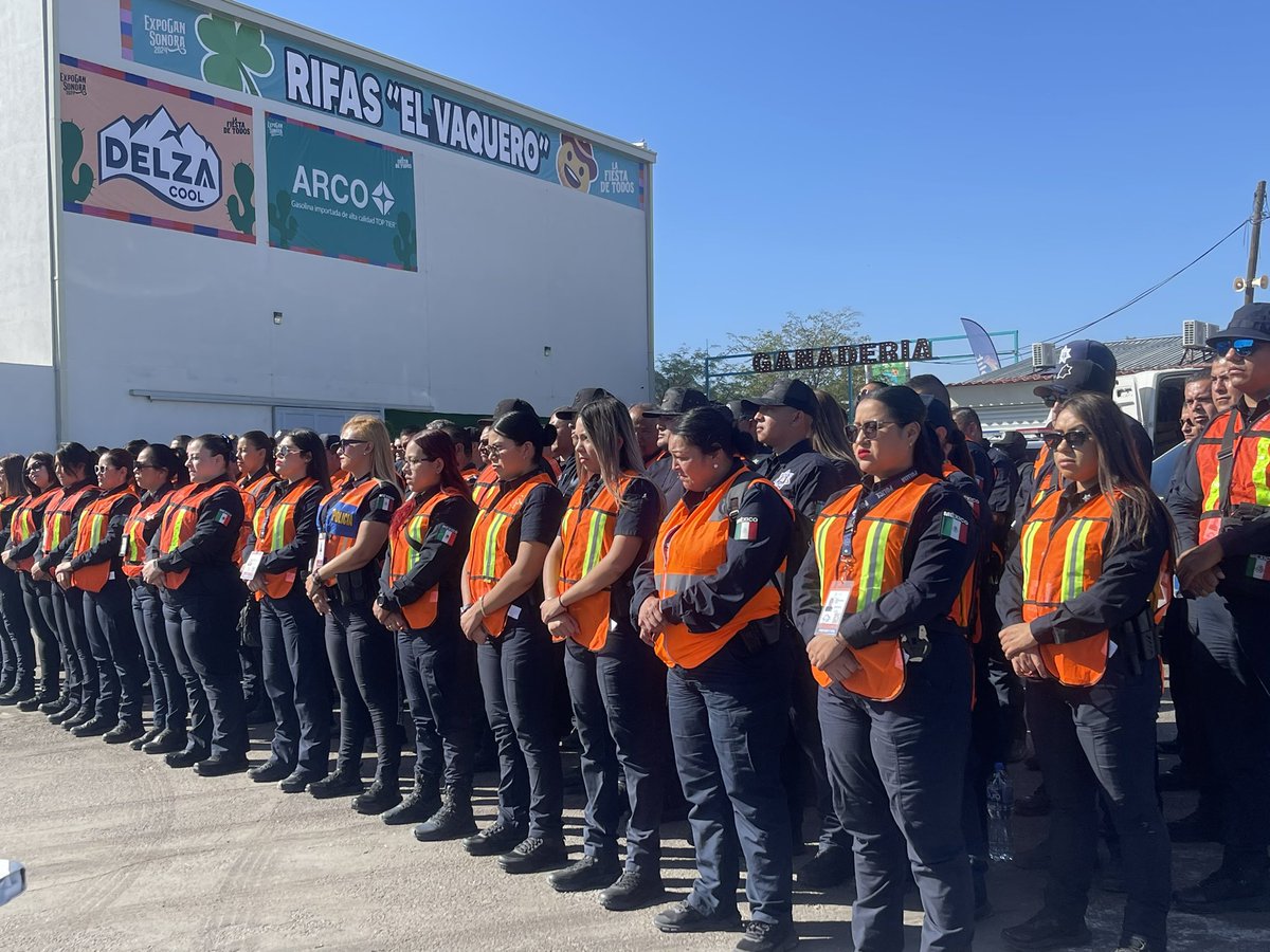 ¡ Estamos listos para Servir y proteger en la ExpoGan 2024🫡! Más de 140 compañeros te brindarán seguridad al interior y en las vialidades cercanas a la Unión Ganadera, con el fin de que disfrutes al máximo y con seguridad la fiesta del pueblo🌵🤠🐮.