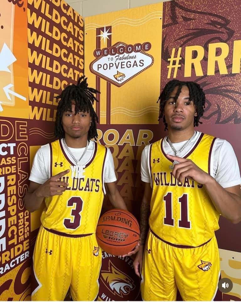 RonaldN_20's tweet photo. @wildcatsbkb @CoachTreCollins 
So proud of these Four. Not big in Stature But Big at Heart… Winners https://t.co/62qCNamfKA