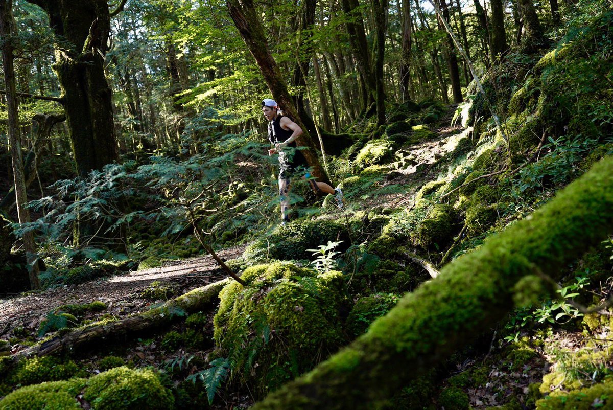 worldtrailmajrs's tweet photo. #MTFUJI100 | What a race! 😱

👉 Guomin Deng and Courtney Dauwalter are leading after more than 9 hours.

🔴 https://t.co/6v2LnRHXtN

📸 | Kaz Nagayasu Jukai Koseki

#GranCanariaWorldTrailMajors | #RacesOfALifetime  | #soMuchForLive | #MuchoPorVivir https://t.co/9Z40j94jyN