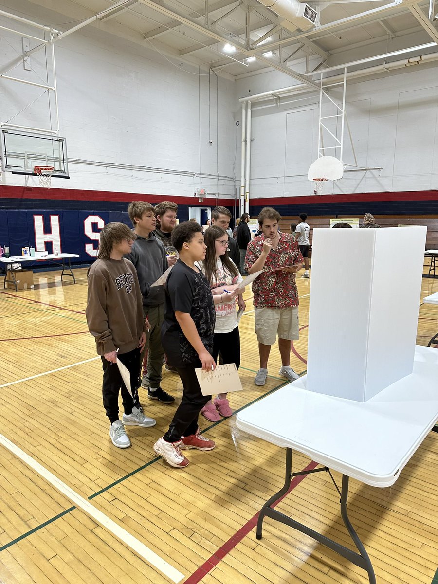 Round 2 of the Game of Life now at Parkersburg South! Students were given new lives and had to create a budget based on their income and family! Students said it was eye opening! Glad for the opportunity to provide financial literacy to students! #banklocally #whatbankingcanbe