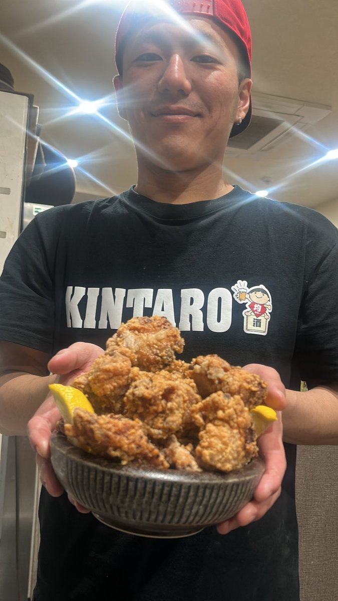 大和が毎日Tweetする→しゅうさんが皆の前で褒める→自分含め皆何かしら発信する。

俺もやらなきゃと思わせてくれる大和お前は天才だ🫣
馬鹿と天才は紙一重って言うからな〜
<a href="/okanenaiyo4649/">福田大和</a>