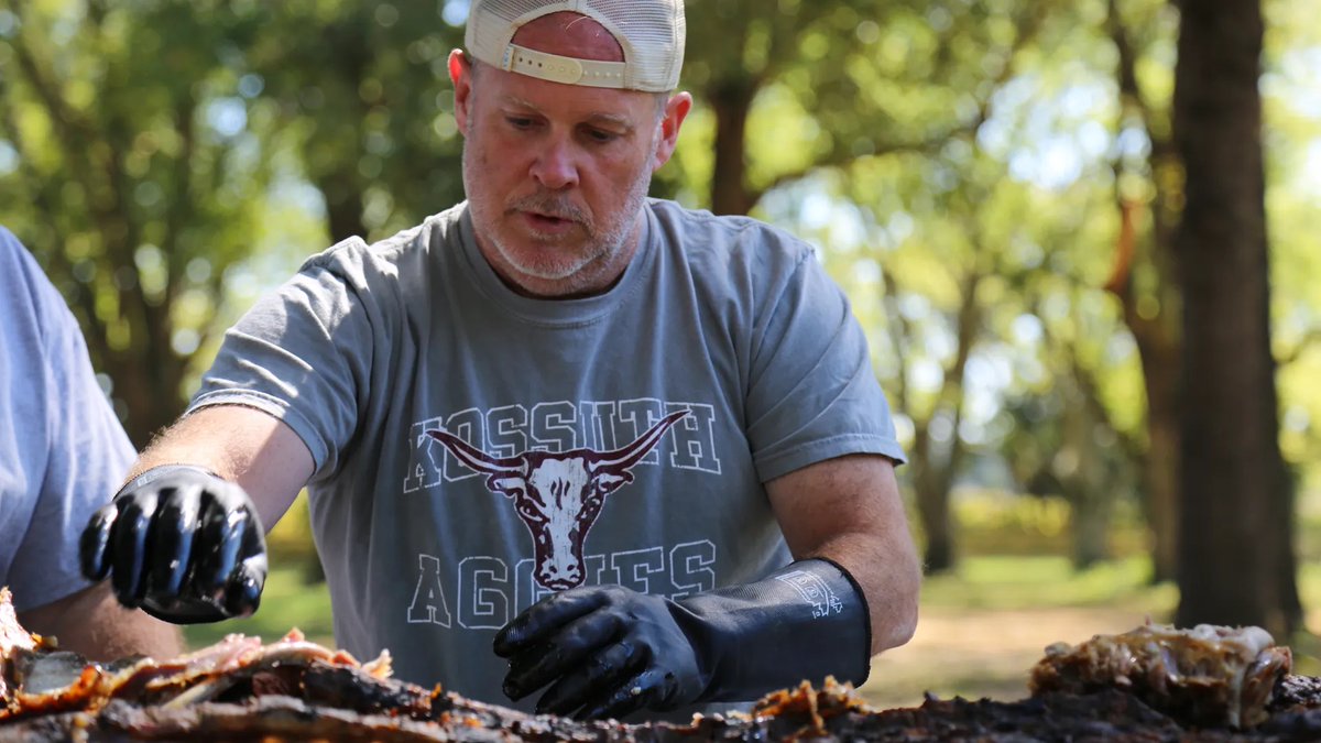 Grab the popcorn! 🍿 Follow the legendary Tennessee pitmaster, Pat Martin, as he travels the country to meet the people who have mastered the old methods of barbecue and the art of live fire cooking on his new tv series Life of Fire! 🔥 🍗 tennessean.com/story/entertai…