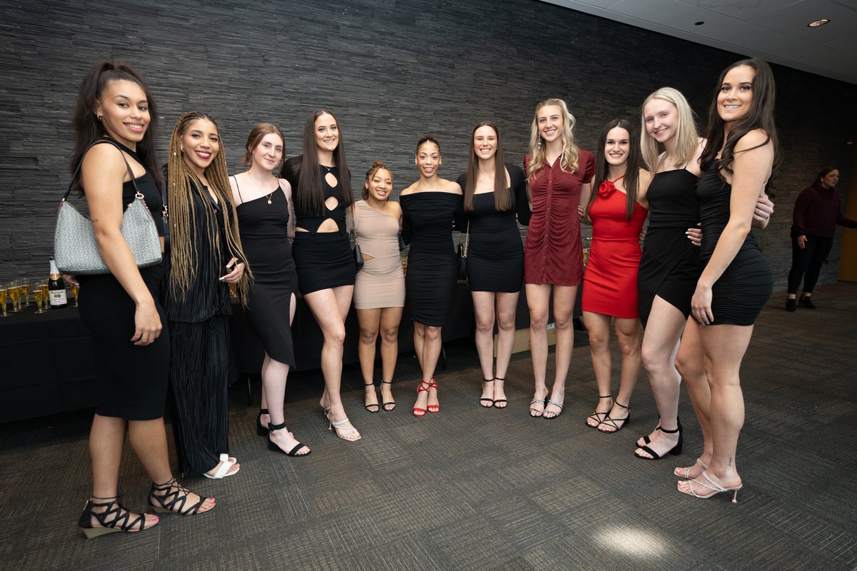 Loyola Women's Basketball tweet media