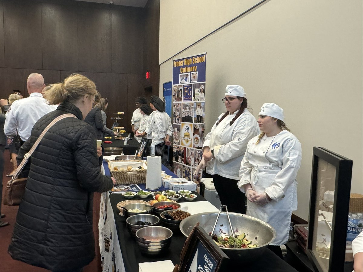 Our students were shining at the CTE showcase in the state capitol today! So proud of their achievements, and to top it off, we got to walk the house floor! #CTE <a href="/FraserSchools/">Fraser Public Schools</a> <a href="/fraserhighskool/">Fraser High</a>
