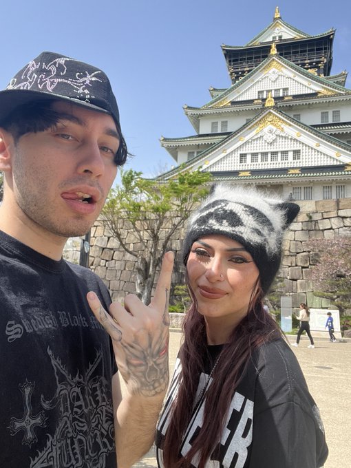 11 years on this planet with my twin flame <3 https://t.co/aw0zfFRDKK