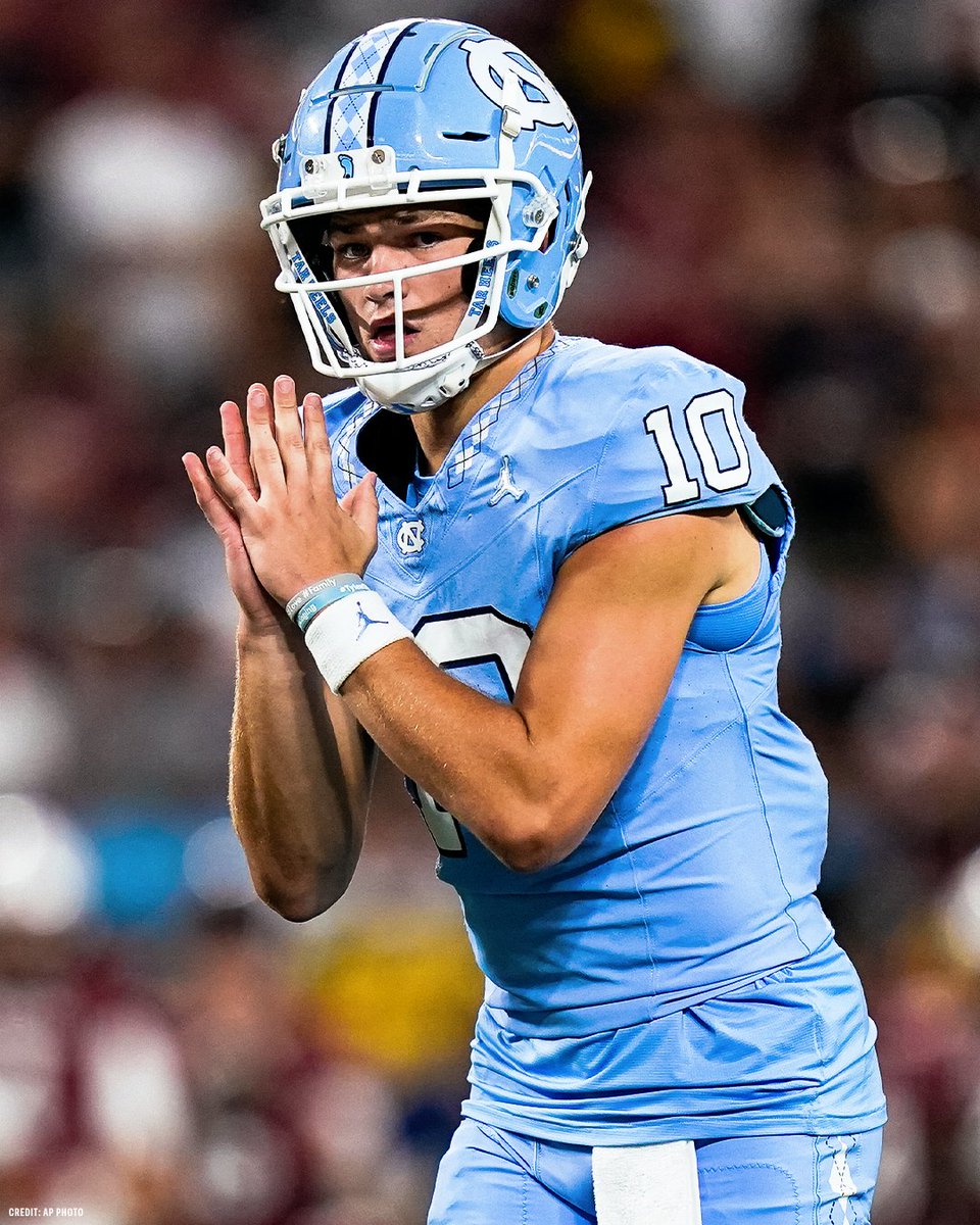 Patriots's tweet photo. Patriots take @UNCFootball QB Drake Maye third overall.

@MikeDussault19's analysis on @DrakeMaye2: https://t.co/a7gPf52tNo https://t.co/5mzk17LsJ0