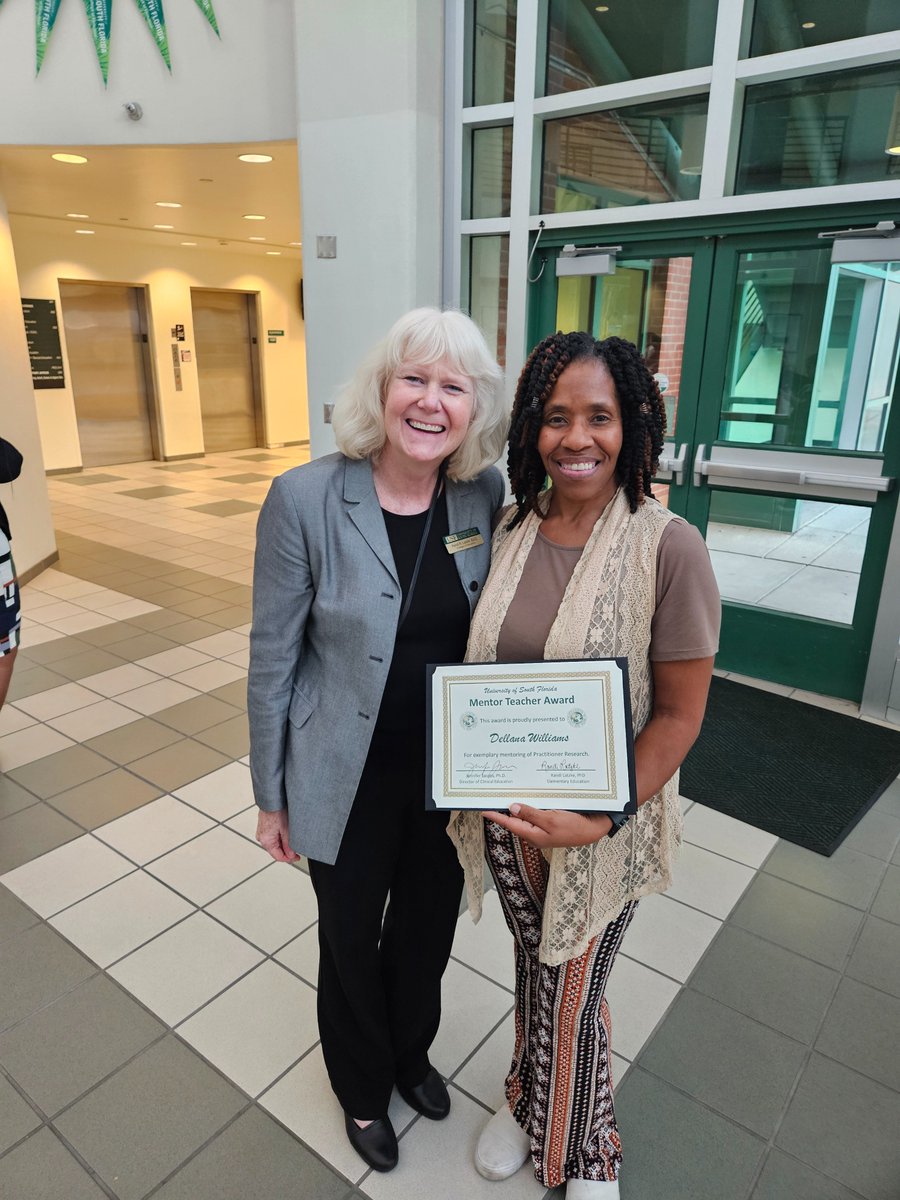 Wow, a recipient of the Mentor Teacher Award! Helping teacher candidates practice what they learn from their college courses is a joy!! As long as there are students, we will always need effective, inspiring teachers!!! @PotterEagles @educationUSF @TransformHCPS @Community_Sch