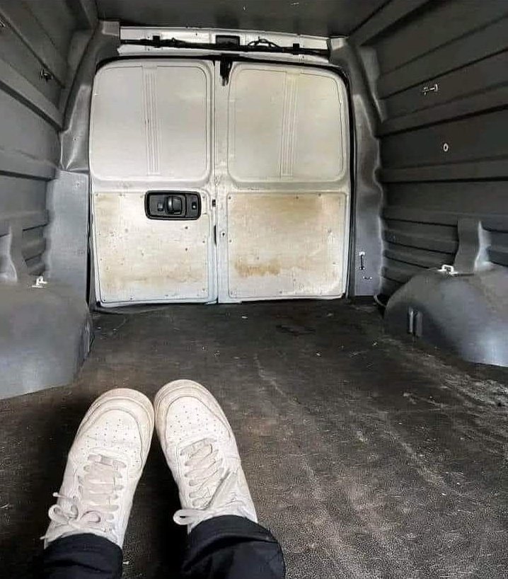 mullermx's tweet photo. Me dijeron que iríamos a plantar árboles nativos.  Que emoción https://t.co/Hx8VO4DQro