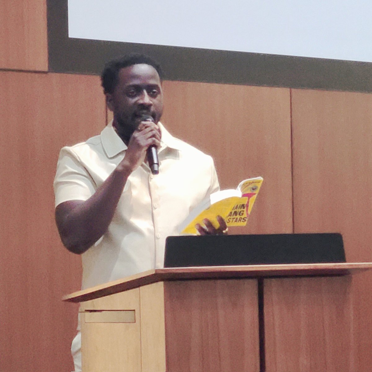 GPisMe's tweet photo. At a convo between Mitchell Jackson and @NK_Adjei, and he says, "Prison stifles our imagination." Thanks to @mdbell79 for organizing. https://t.co/shrUDYE0zx