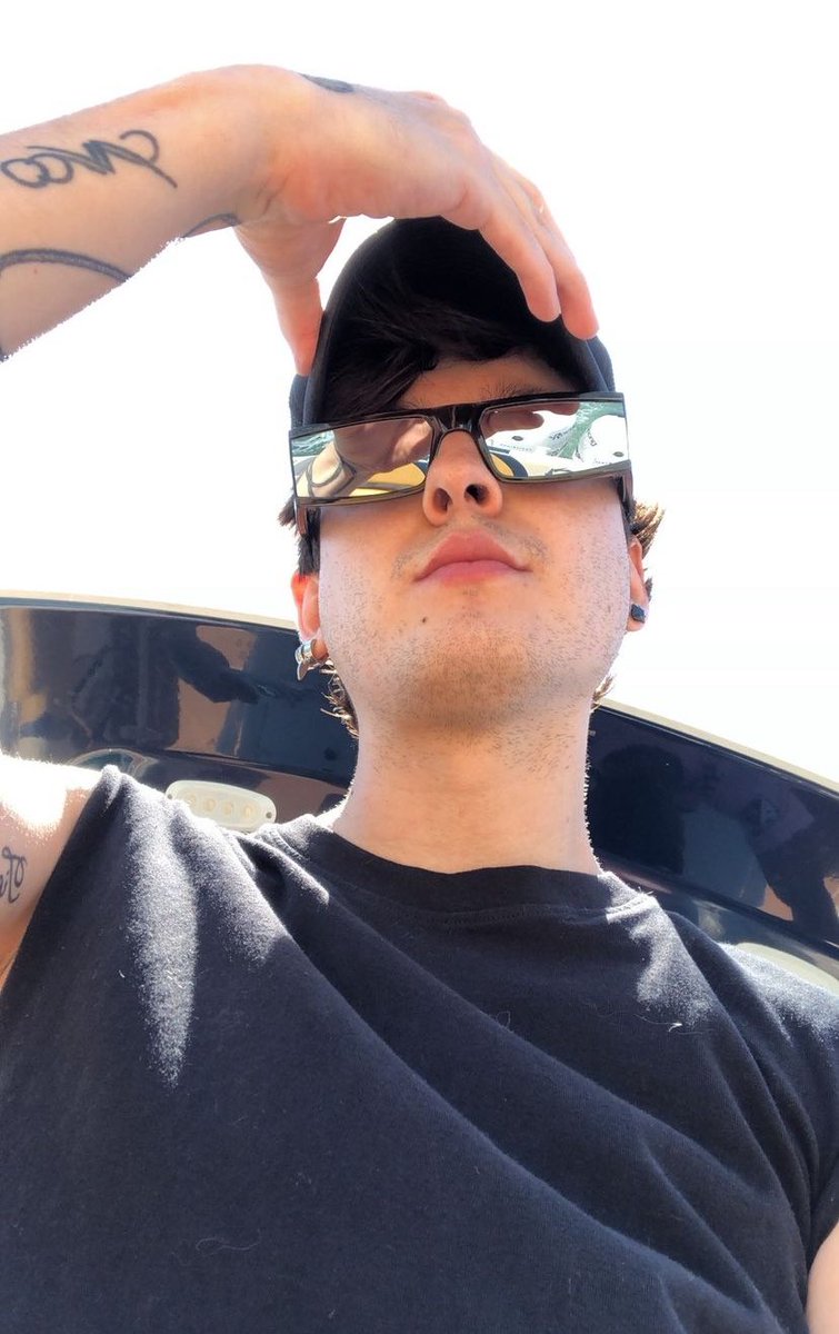 adictchris's tweet photo. holi me llamo estrella y soy de mty , estoy desde el 2017 y seguiré de gorrosa acá para el nene , cualquier cosita aquí estoy para ustedes ❤️
CV BEST FANDOM
#INTEGRACIONCV
@velez_by @christophervele https://t.co/ZrGVgzSTGf