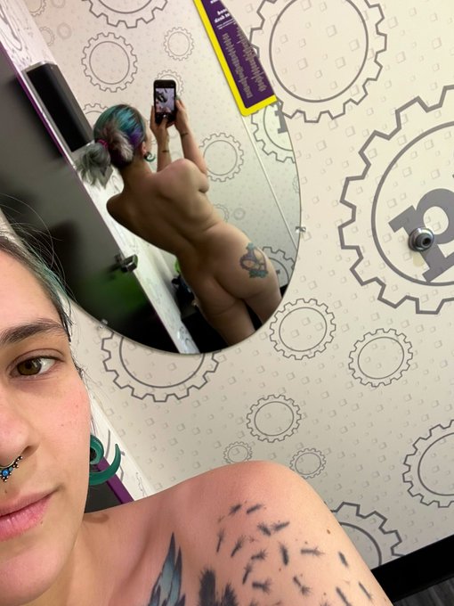 I&rsquo;m starting to feel stronger. https://t.co/ZKhTjnP1Pv<a href="/tag/booty"class="tags"><span>#booty</span></a>