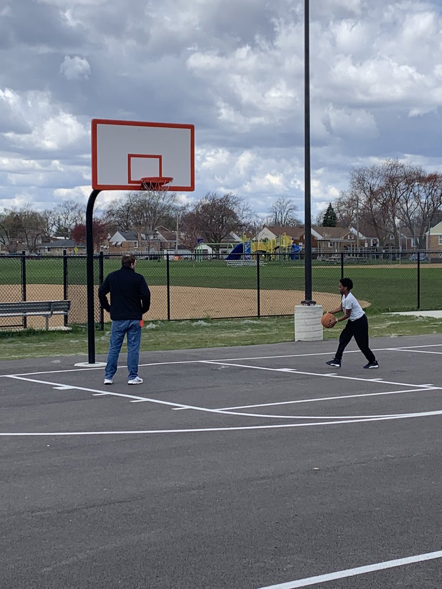 Mr. Johnson tweet media