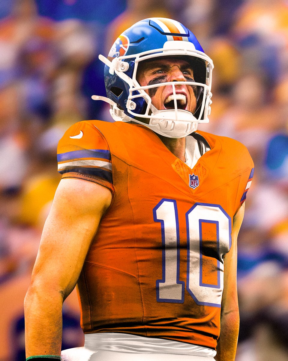 Mile high bound.

@OregonFootball’s Bo Nix is drafted 12th overall in the 2024 #NFLDraft by the Denver Broncos. #GoDucks