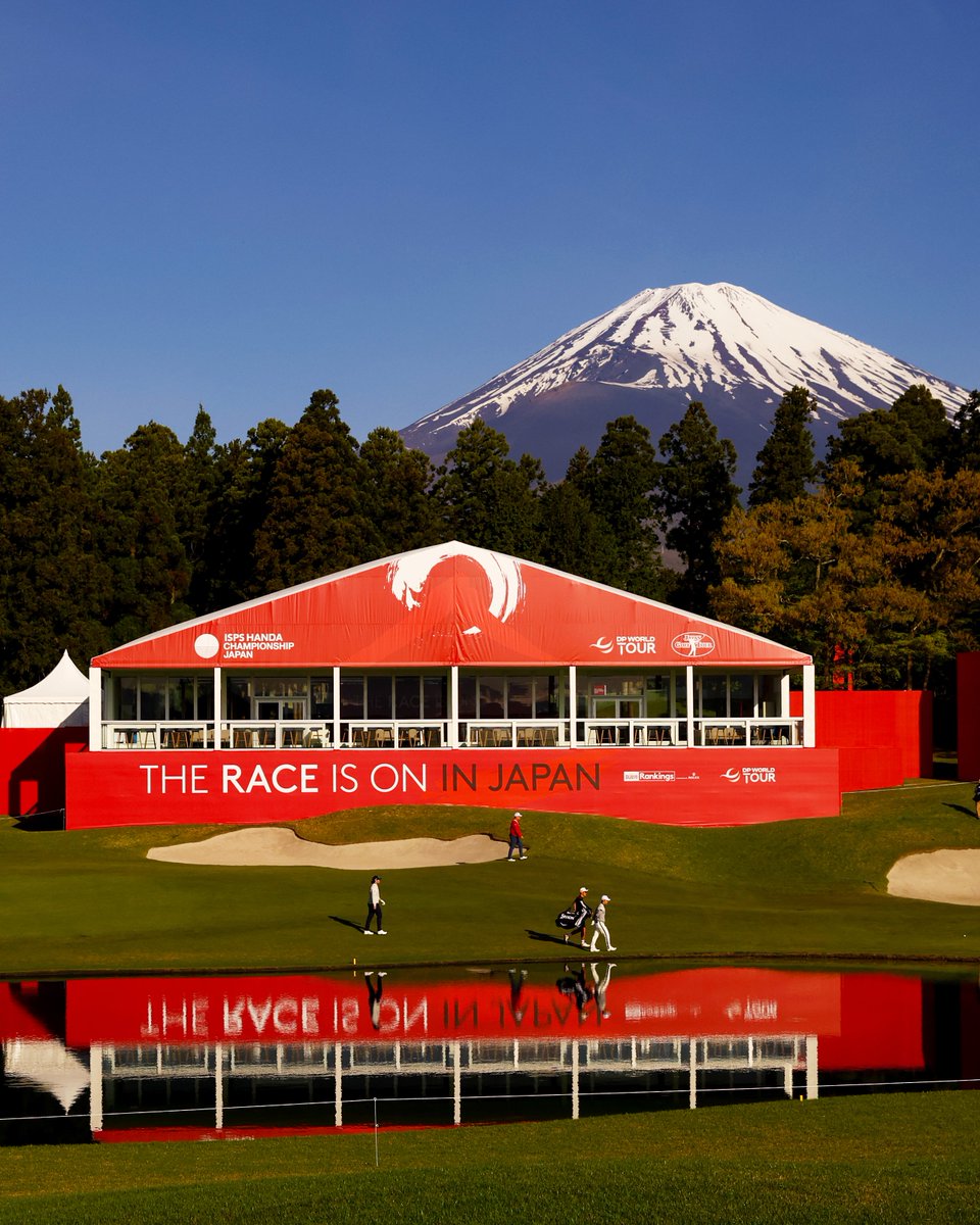 Golf course backdrop goals 🗻

#ISPSHandaChampionship