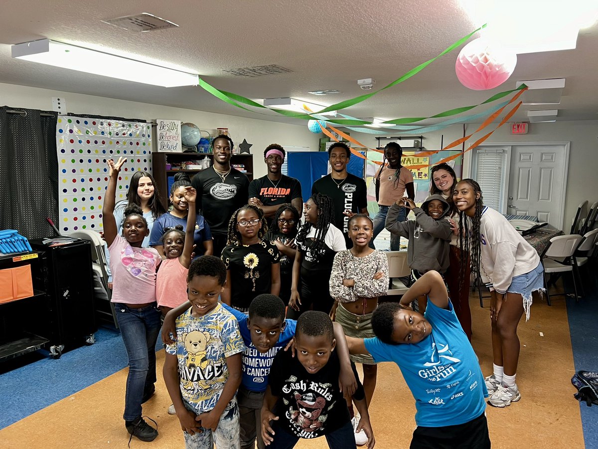 Jenoah Mckiver ✪ (@jenoahmckiver) on Twitter photo Not much is better than spending time with the kids at S.W.A.G. They're full of energy and excitement. The programming provided there is integral to these kids' development. Support their mission at thephilanthropyhub.org/organizations/…. <a href="/Fl_Victorious/">Florida Victorious</a> #FVFoundation Not much is better than spending time with the kids at S.W.A.G. They're full of energy and excitement. The programming provided there is integral to these kids' development. Support their mission at thephilanthropyhub.org/organizations/…. <a href="/Fl_Victorious/">Florida Victorious</a> #FVFoundation
