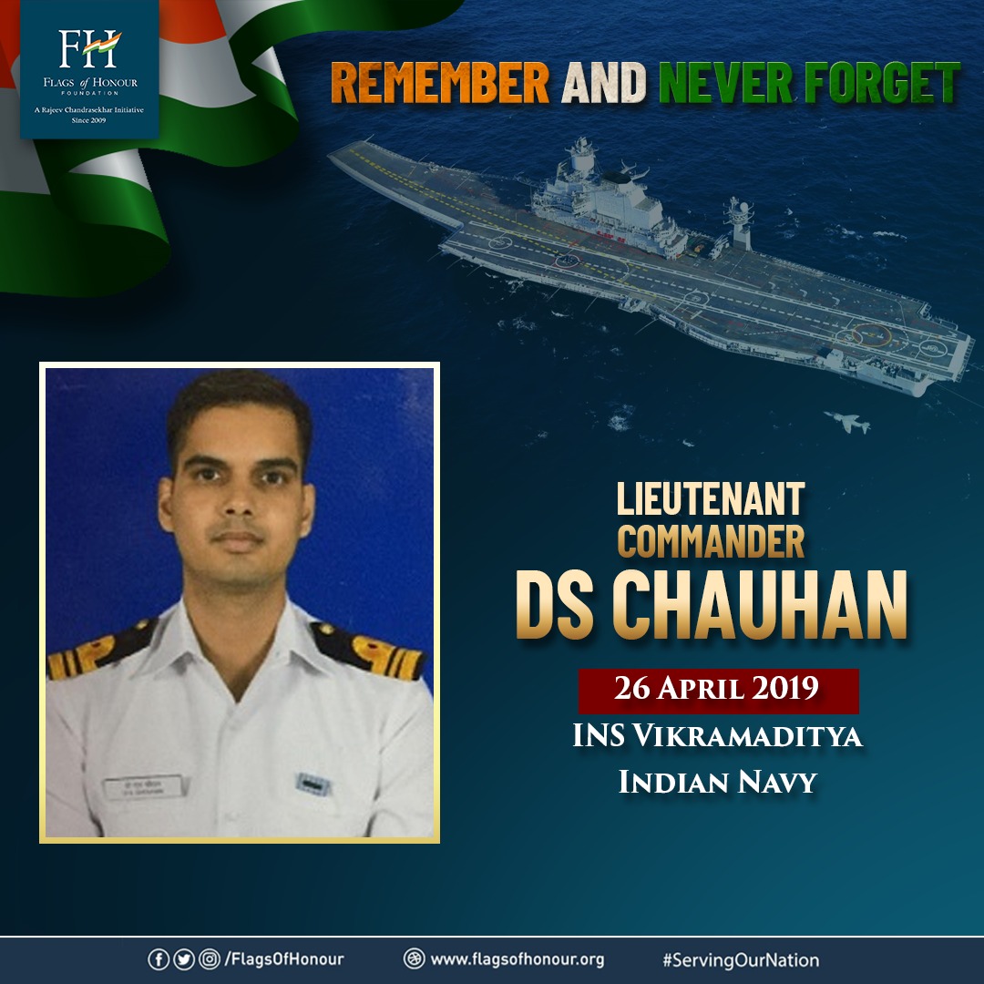 #OnThisDay 26 April in 2019, Braveheart Lt Cdr D S Chauhan gave his all to fight a fire aboard INS Vikramaditya, @indiannavy. #RememberAndNeverForget his courageous act during the fire fighting operation & his supreme sacrifice #ServingOurNation